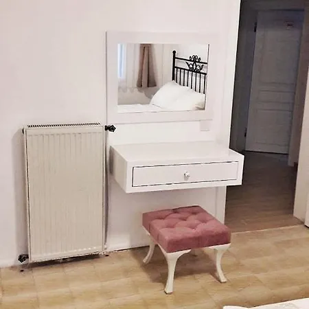 Отель A *