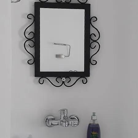 Hotel A *
